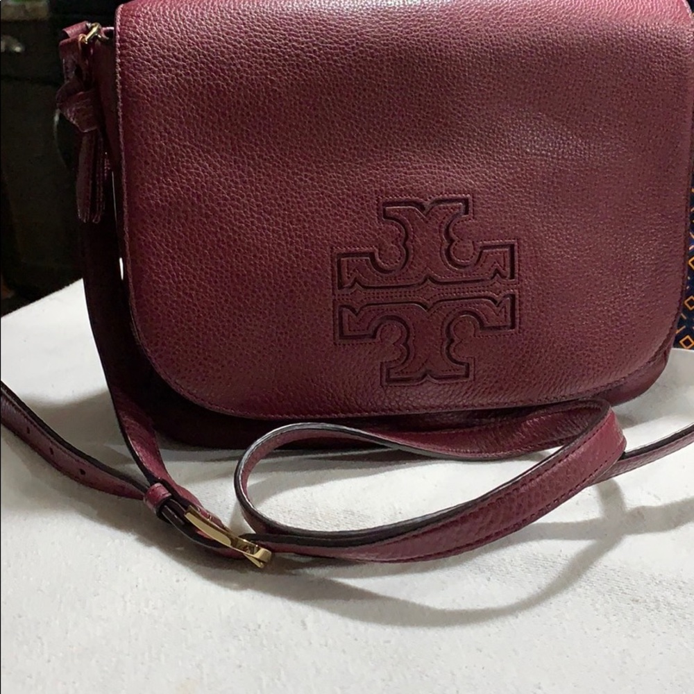 AUTHENTIC TORI BURCH CROSSBODY LEATHER